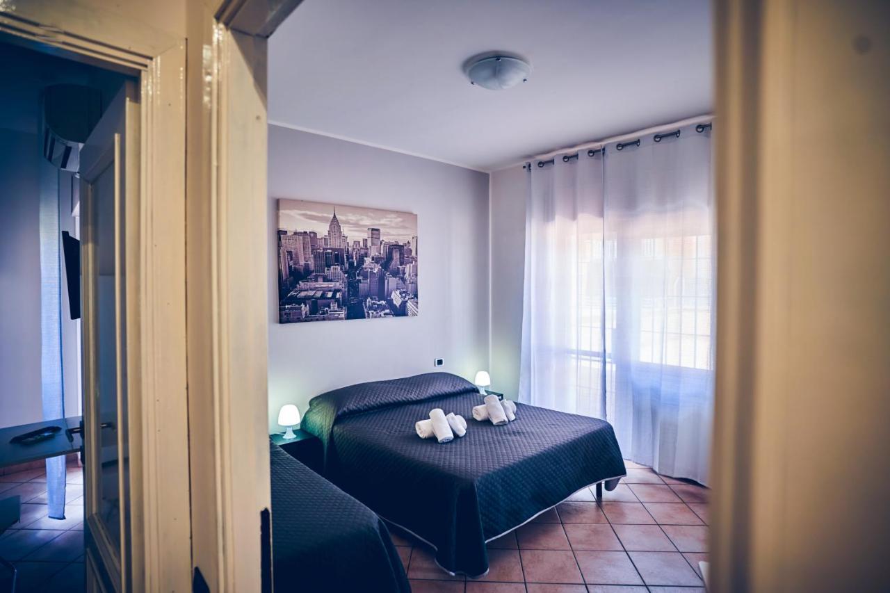 Travelershome 7Metri Guesthouse Ciampino Ngoại thất bức ảnh
