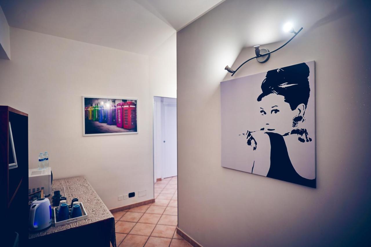 Travelershome 7Metri Guesthouse Ciampino Ngoại thất bức ảnh