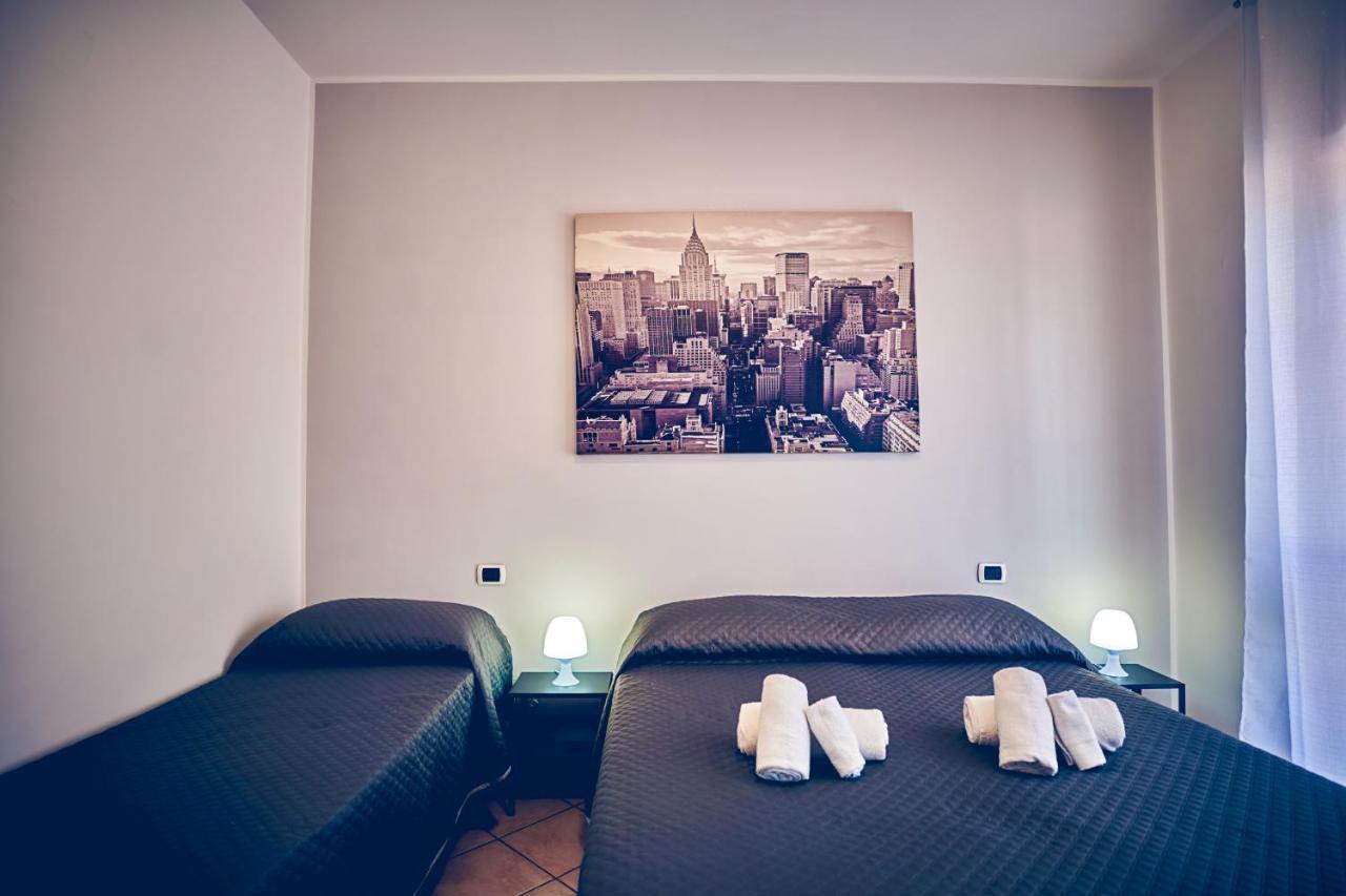 Travelershome 7Metri Guesthouse Ciampino Ngoại thất bức ảnh