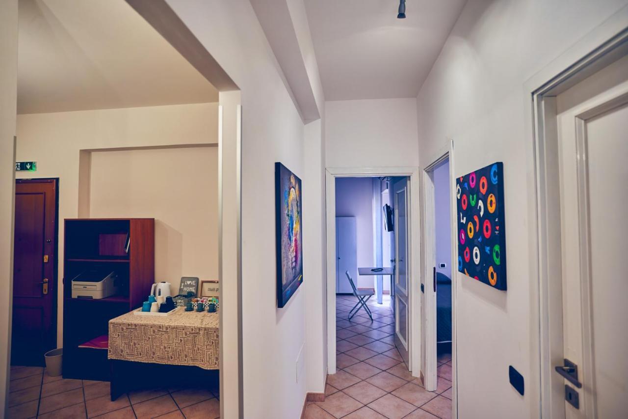 Travelershome 7Metri Guesthouse Ciampino Ngoại thất bức ảnh