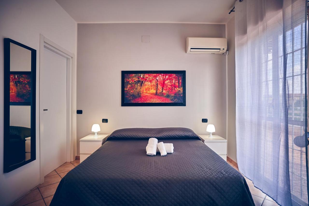 Travelershome 7Metri Guesthouse Ciampino Ngoại thất bức ảnh
