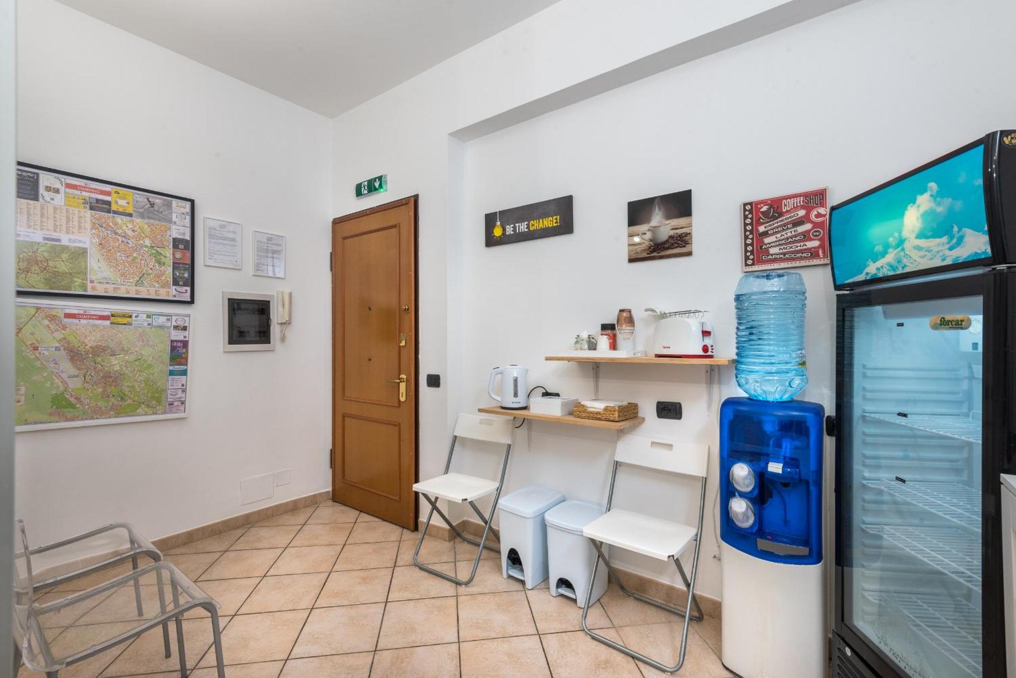 Travelershome 7Metri Guesthouse Ciampino Ngoại thất bức ảnh